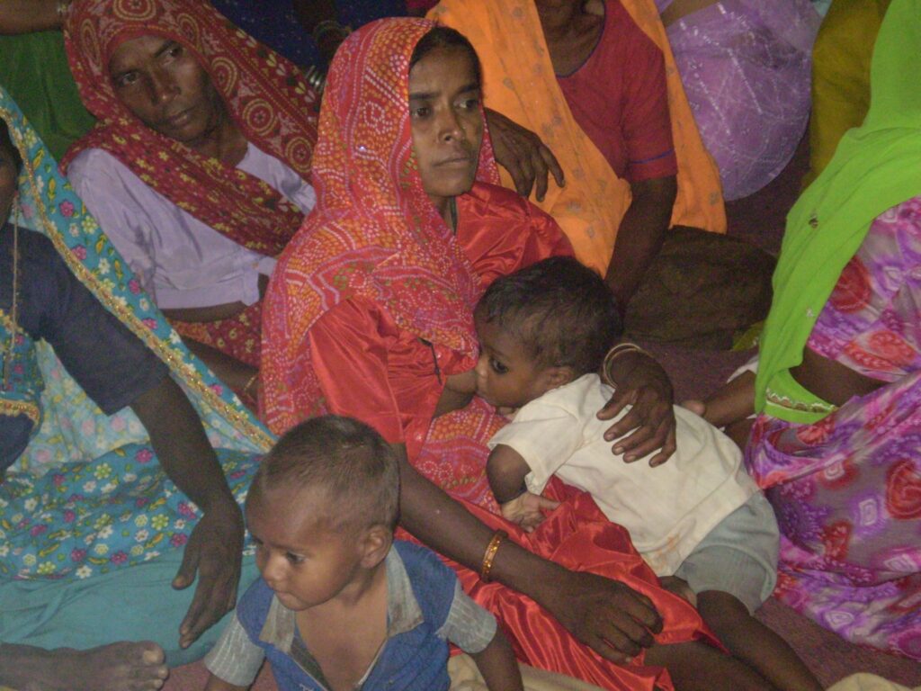 Mother understand that breastfeeding is must to keep Beginning to submit Petition to CM Her child healthy, Ogna- Udaipur 